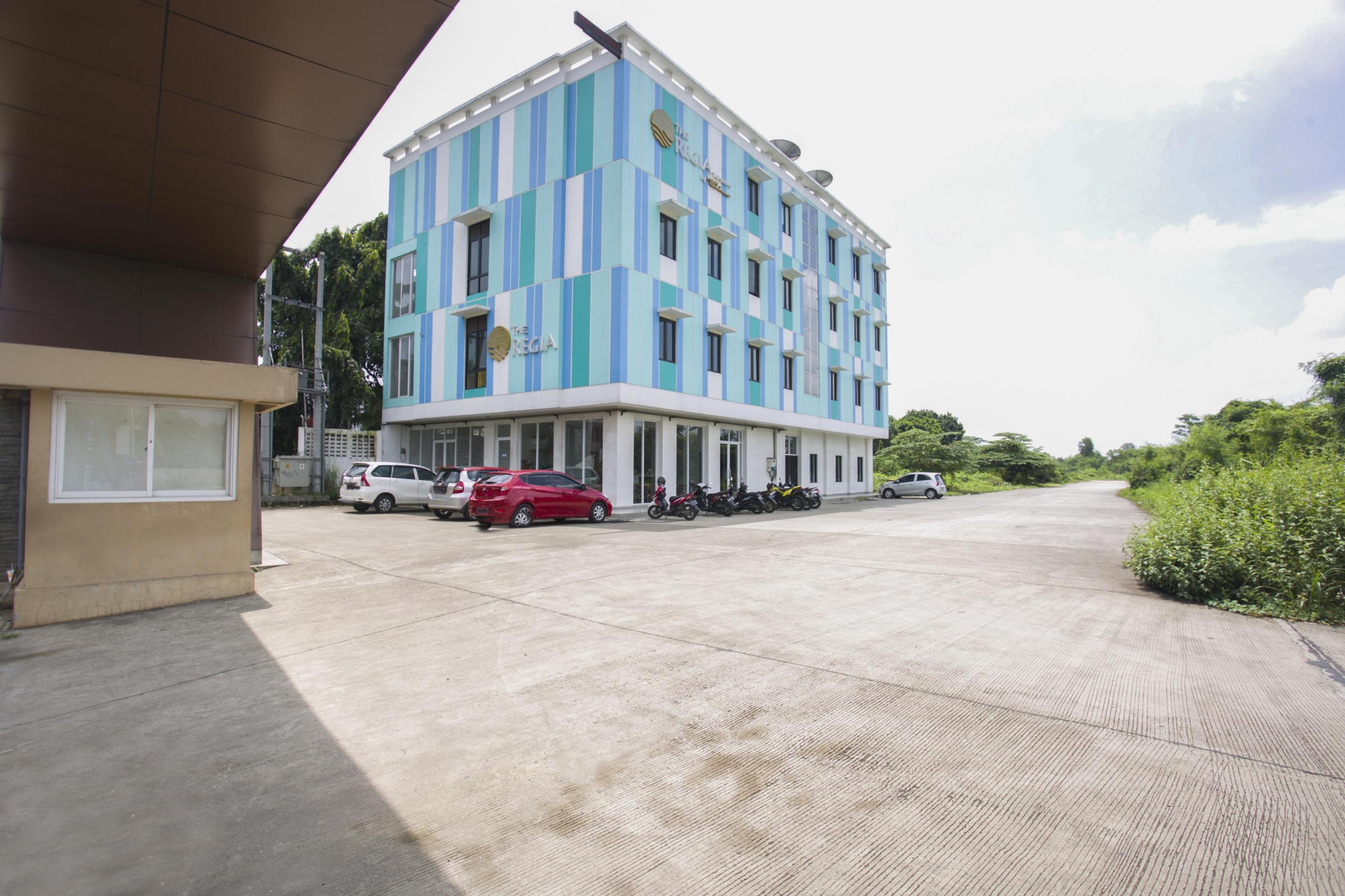 Collection O Bekasi Timur Near Gedung Juang Formerly Regia Tambun Exterior foto